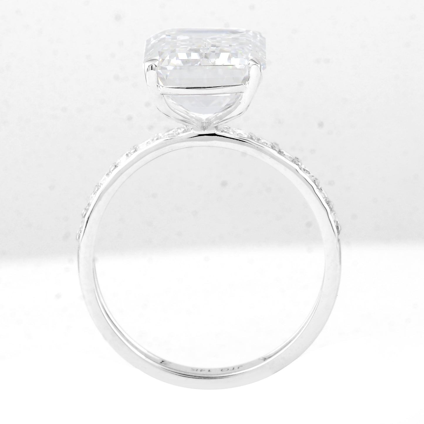 7.33 Carats Lab Grown Diamond 14K Gold Ring