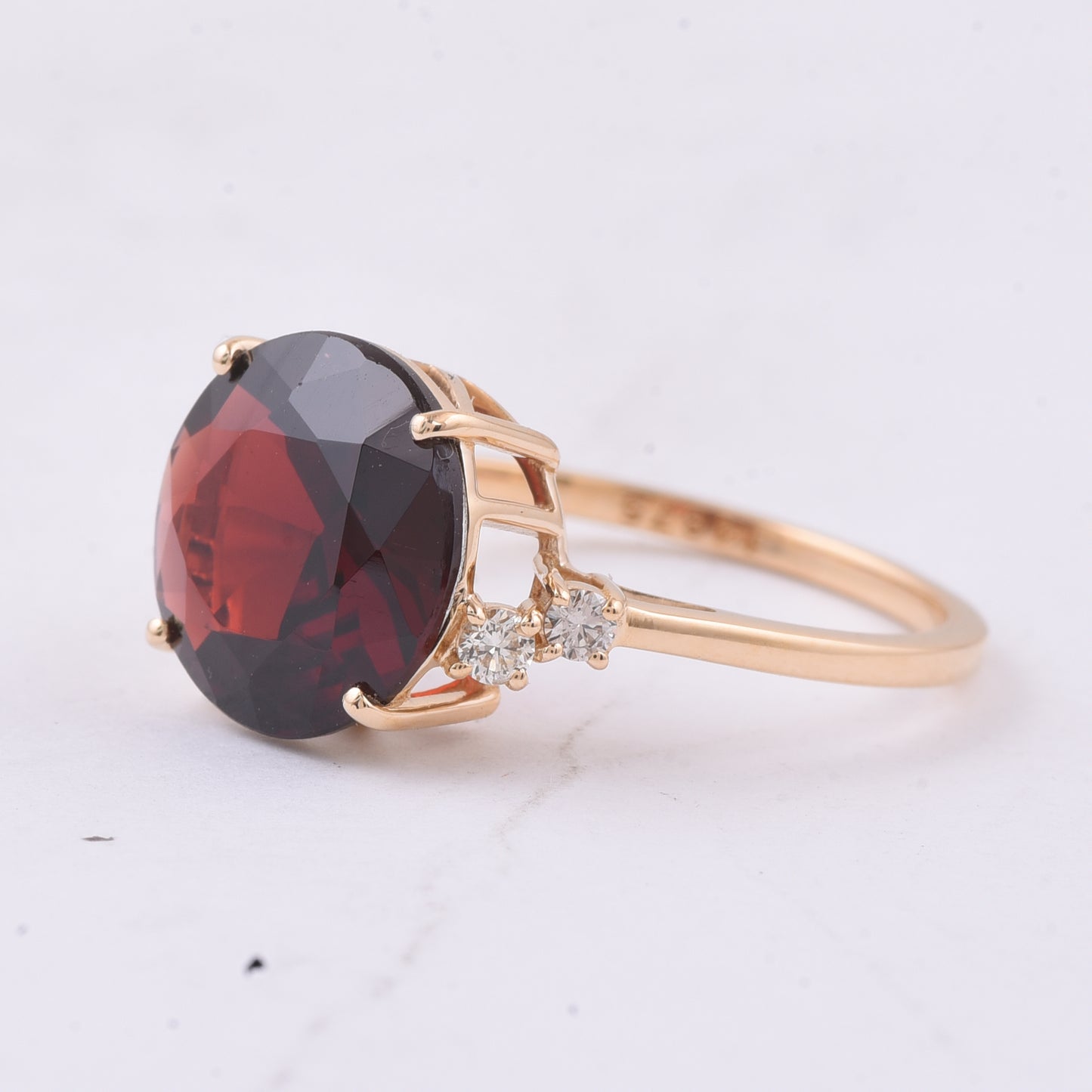 4.68 Ct Round Natural Garnet 14K Gold Ring