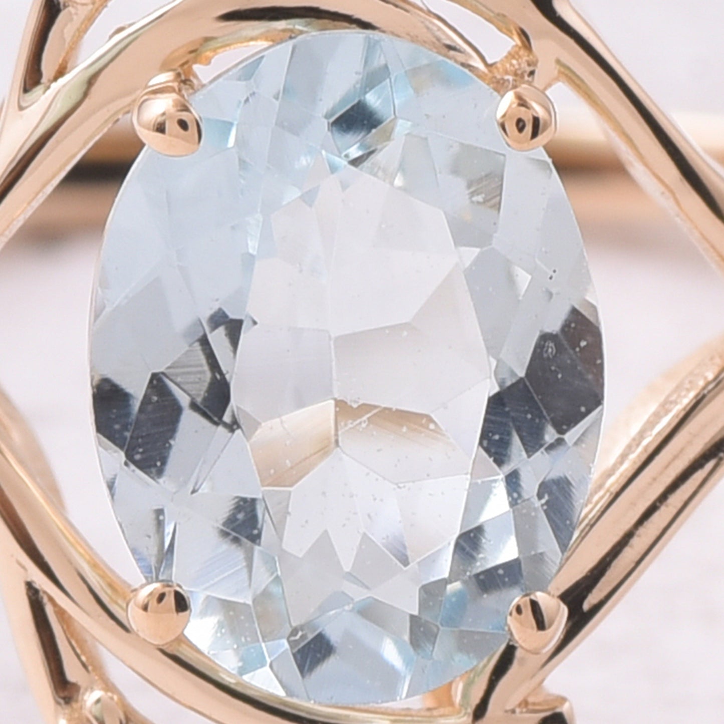 1.19 Ct Oval Mixed Cut Natural Aquamarine 14K Gold Ring