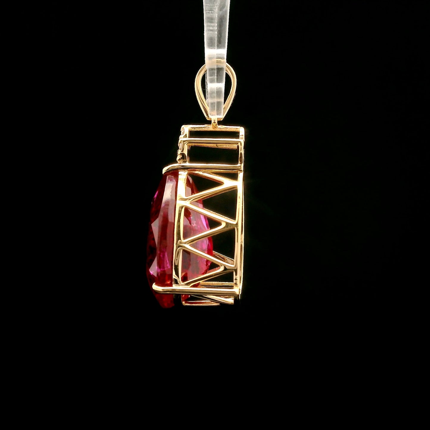 8.26 Ct Pear Mixed Cut Lab Grown Ruby 14K Gold Pendant