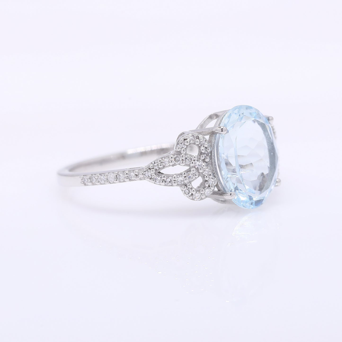 2.09 Ct Oval Mixed Cut Natural Aquamarine 950 Platinum Ring
