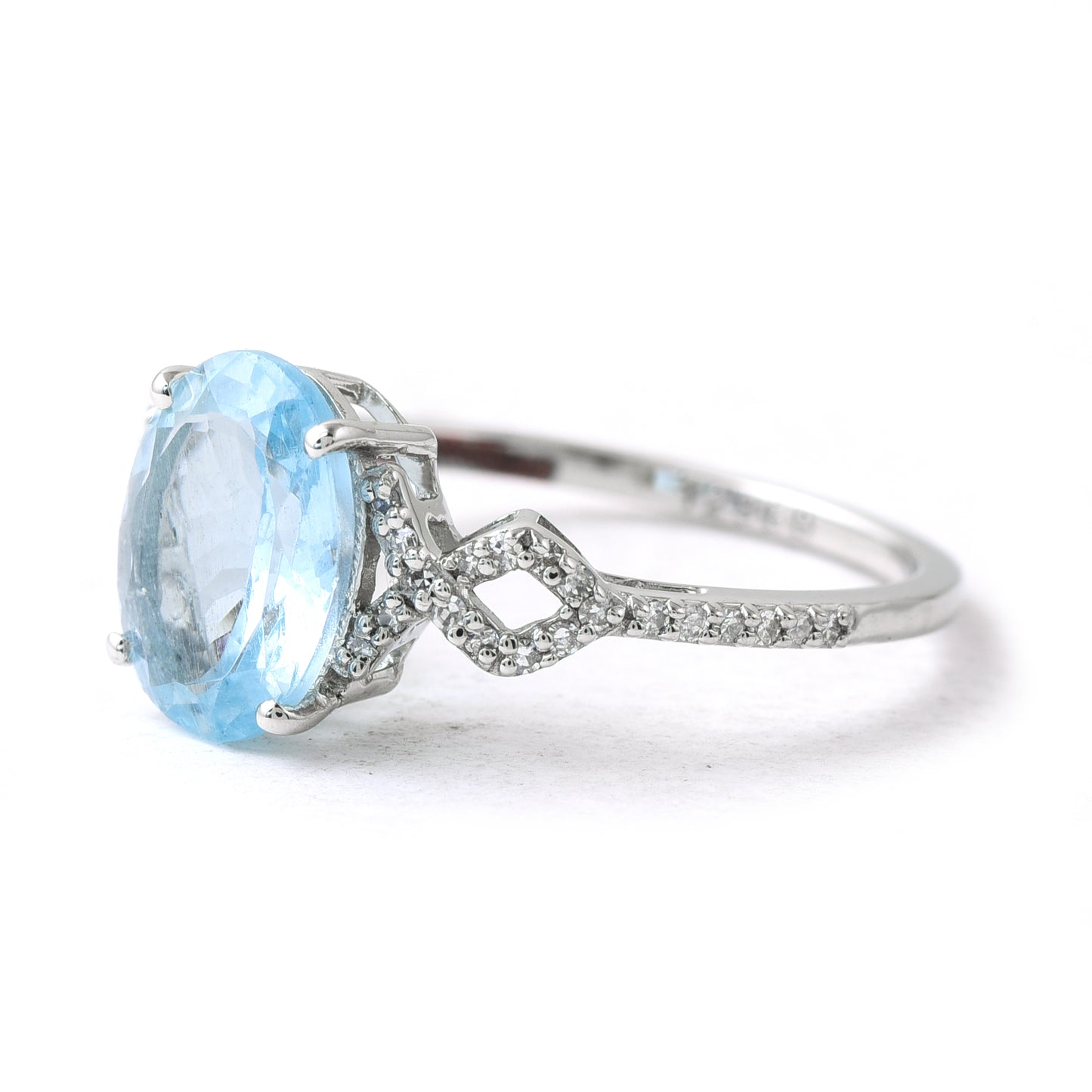 2.85 Ct Oval Mixed Cut Natural Aquamarine 950 Platinum Ring