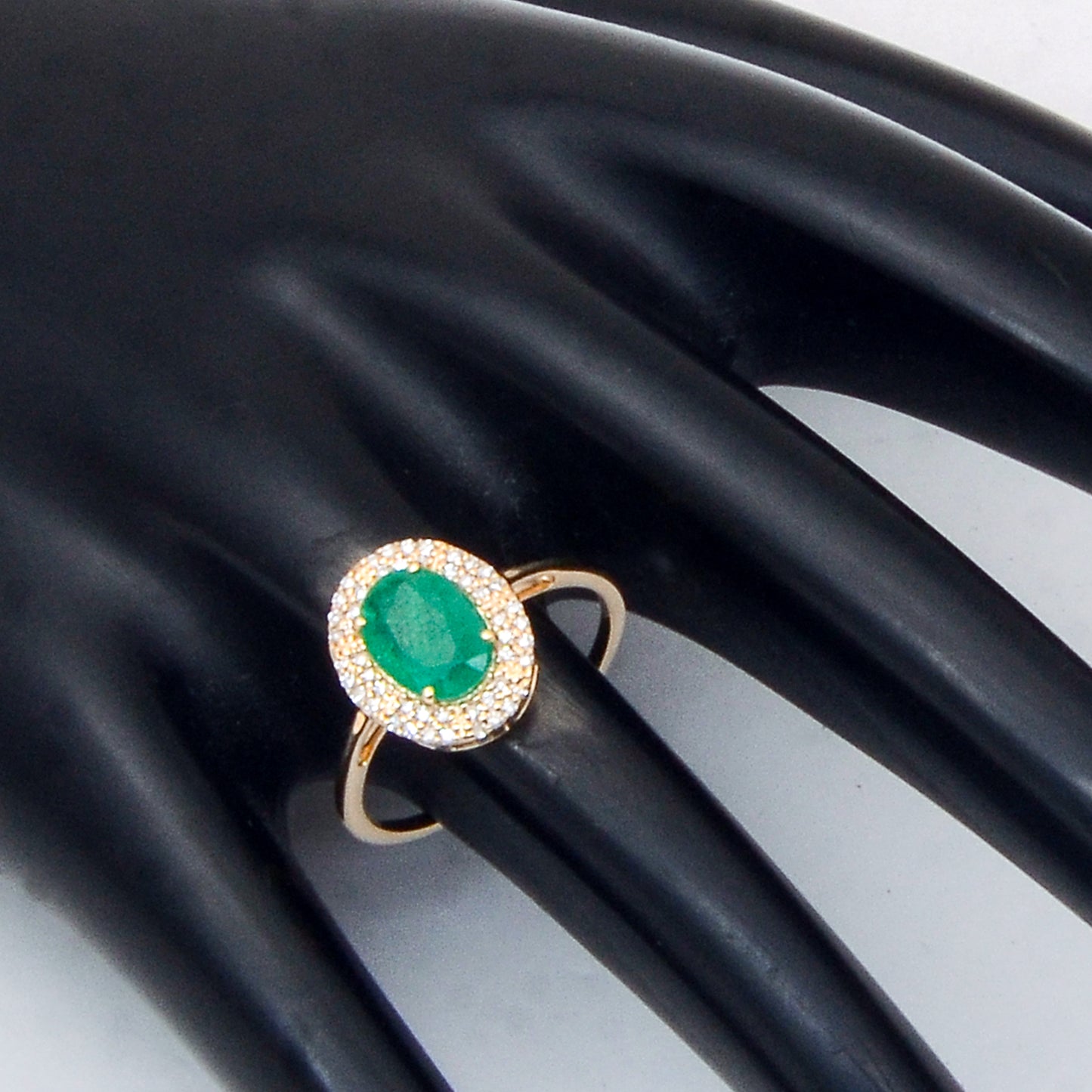 1.40 Ct Oval Mixed Cut Natural Emerald 14K Gold Ring
