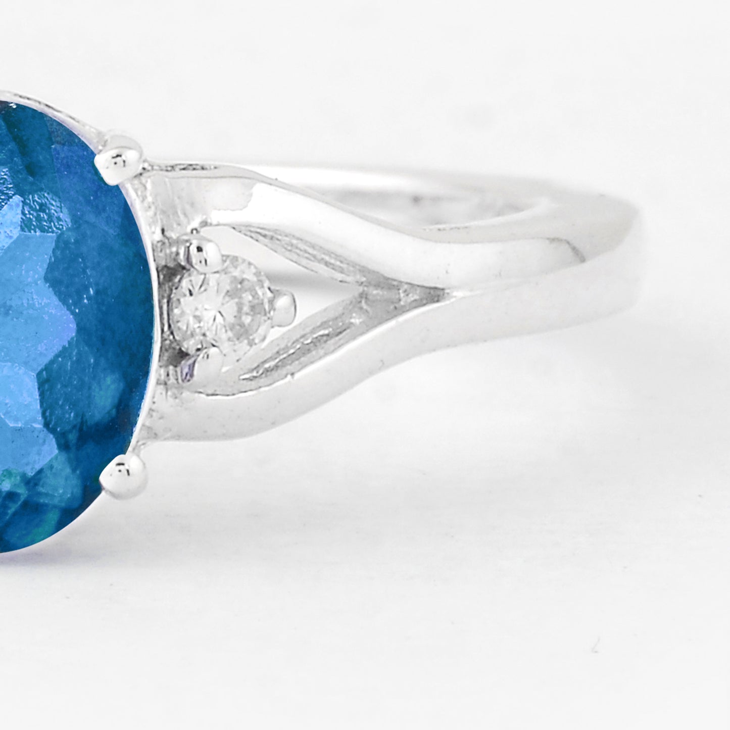 1.47 Ct Oval Pariba Topaz, Cubic Zirconia, 925 Sterling Silver Ring