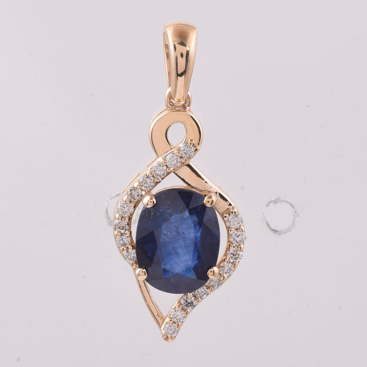 1.60 Ct Oval Natural Sapphire 14K Gold Pendant