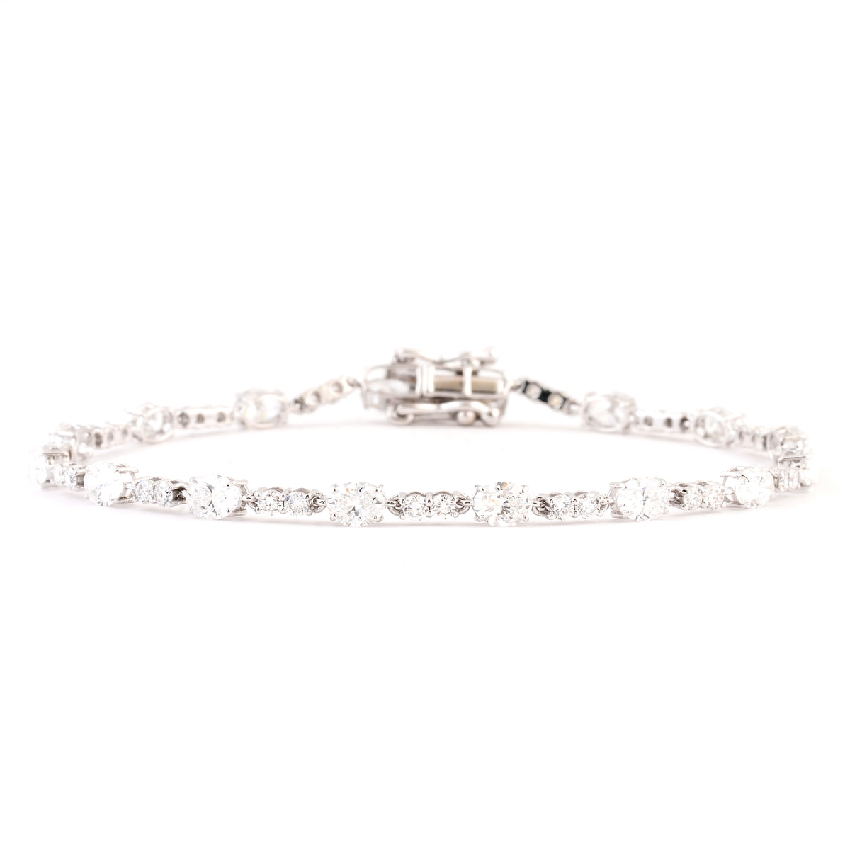 3.58 Carats Lab Grown Diamond 14K Gold Bracelet