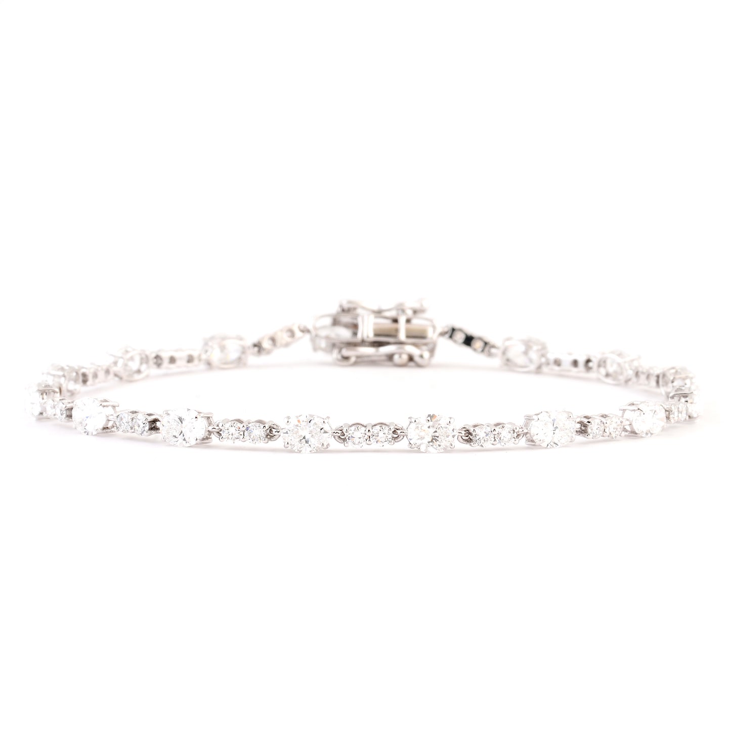3.58 Carats Lab Grown Diamond 14K Gold Bracelet