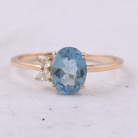 1.22 Ct Oval Natural Aquamarine 14K Gold Ring