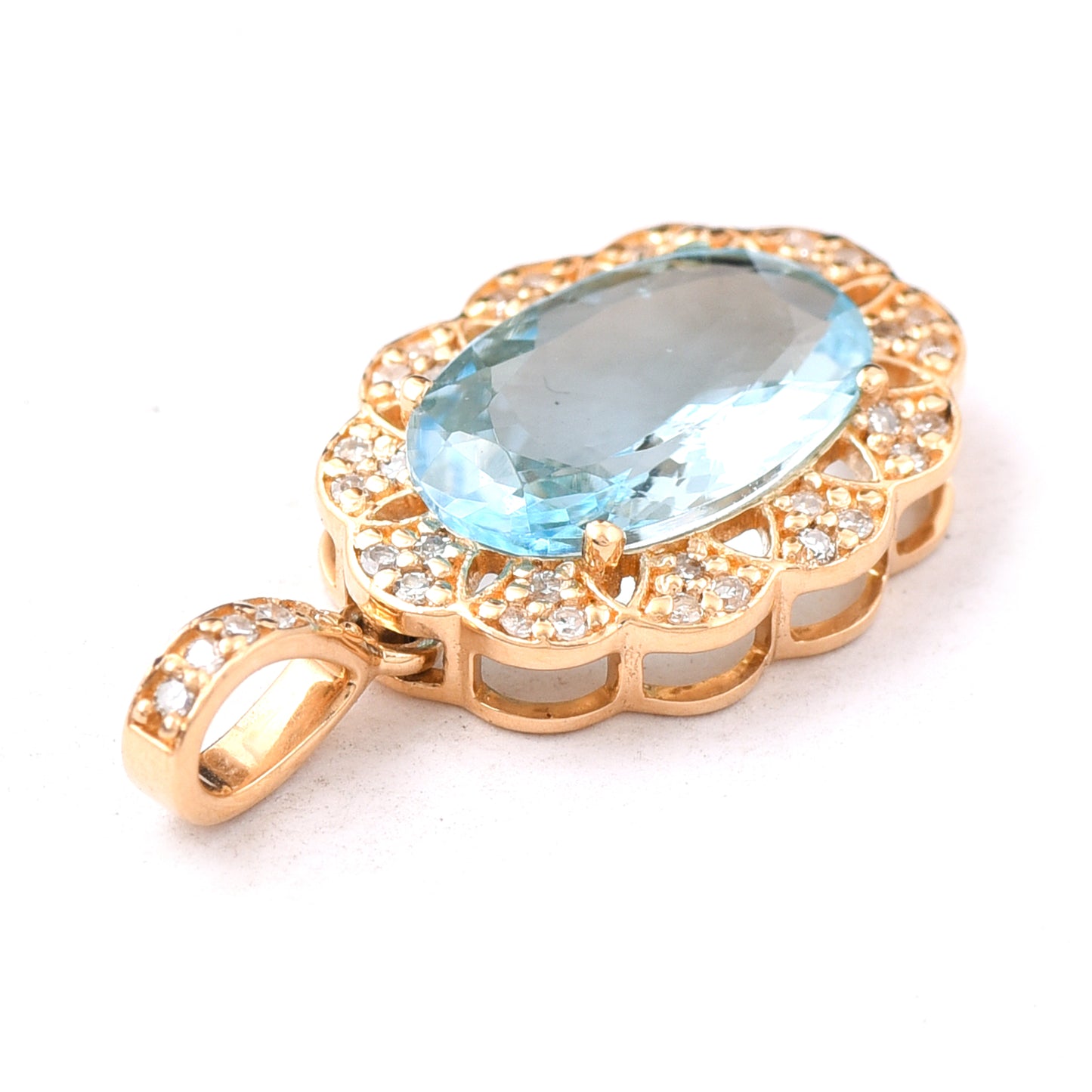 1.75 Ct Oval Mixed Cut Natural Aquamarine 14K Gold Pendant