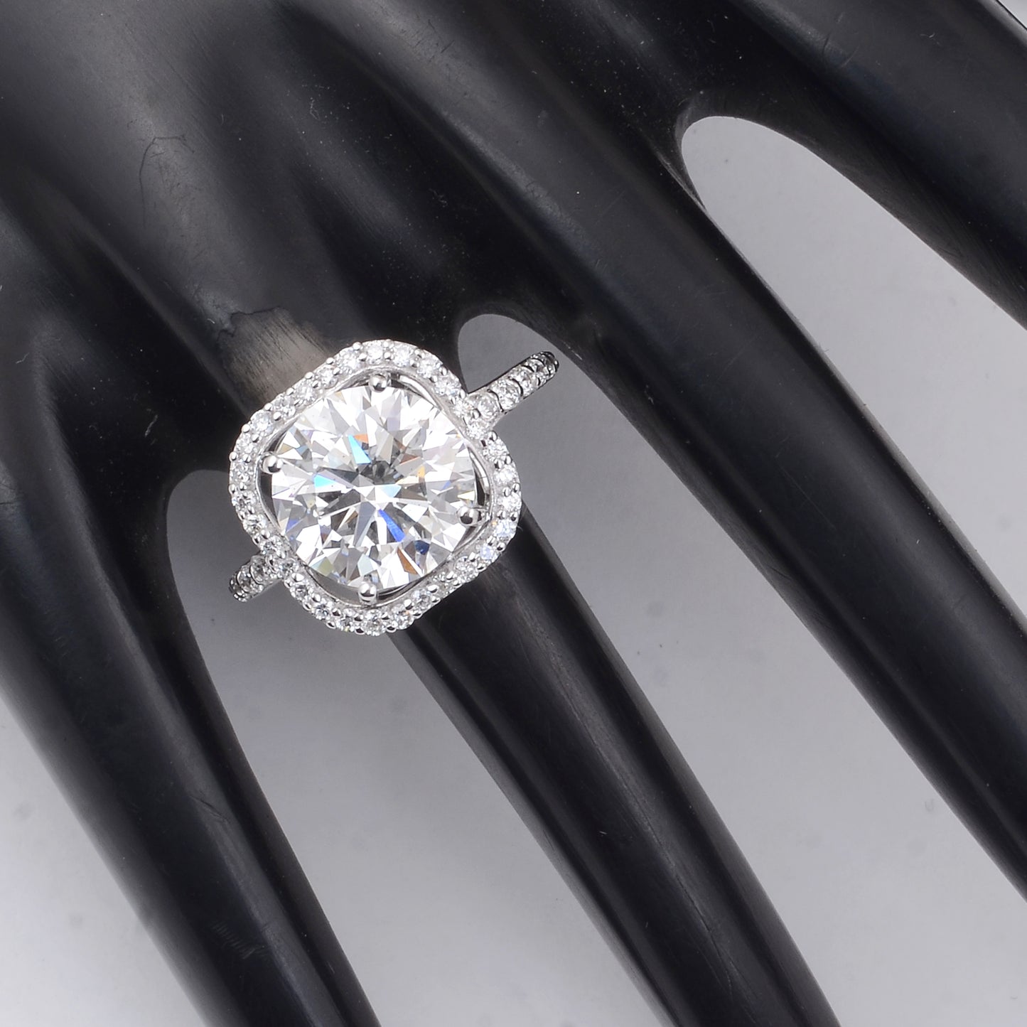 5.36 Carats Lab Grown Diamond 14K Gold Ring
