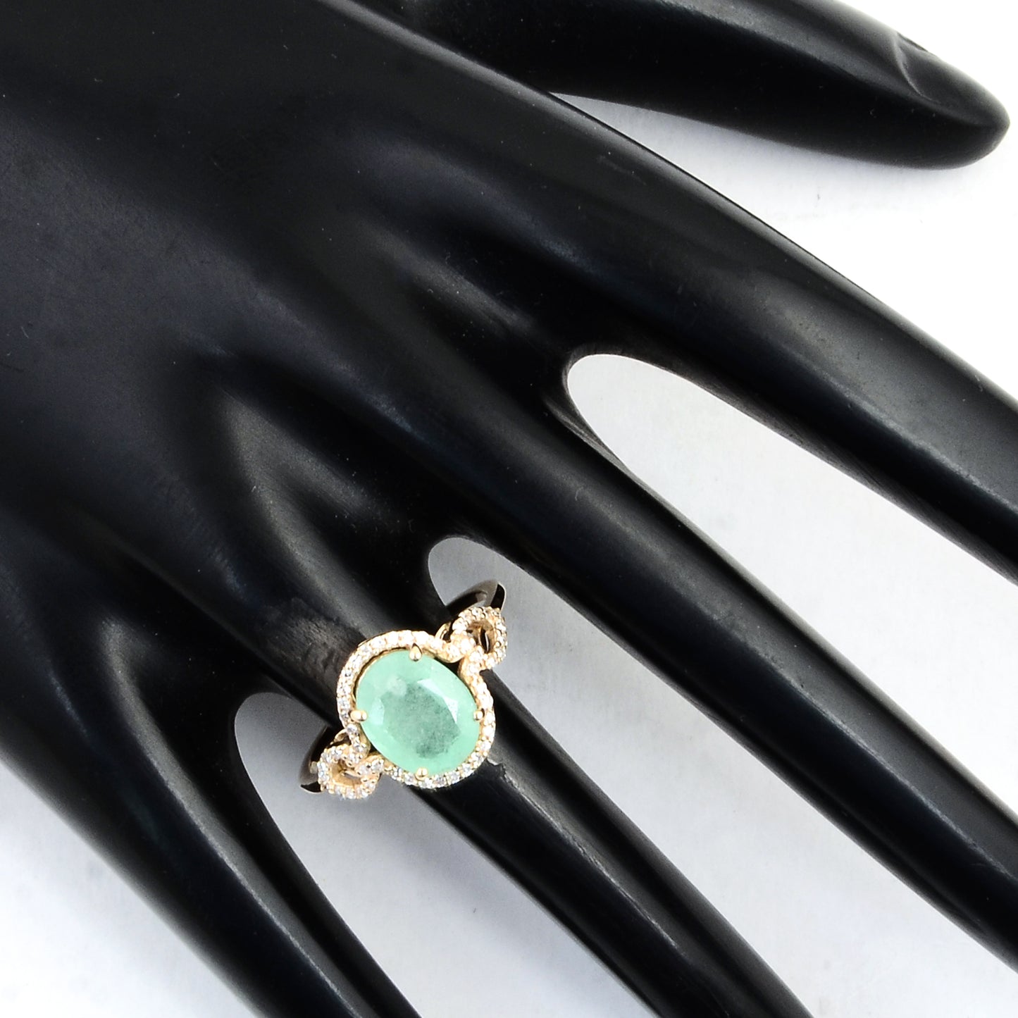 2.09 Ct Oval Mixed Cut Natural Beryl Emerald 14K Gold Ring
