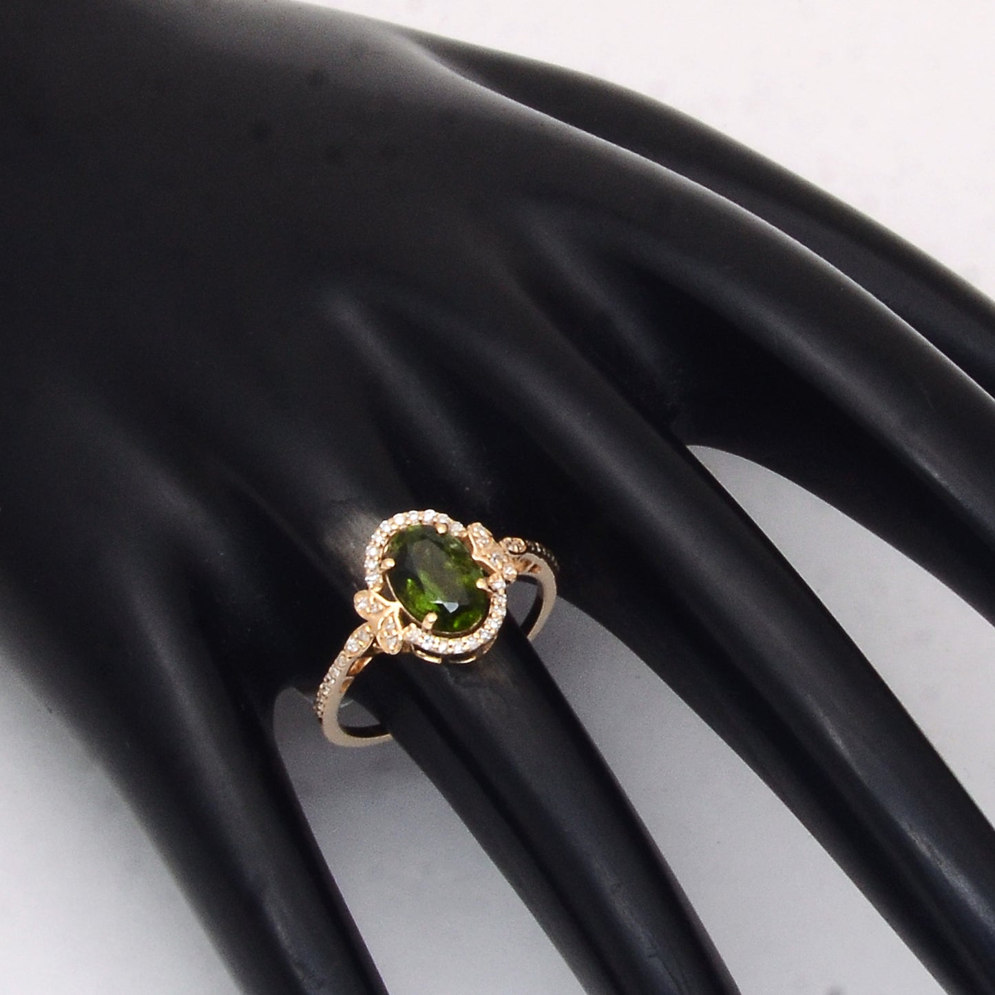 1.69 Ct Oval Mixed Cut Natural Tourmaline 14K Gold Ring