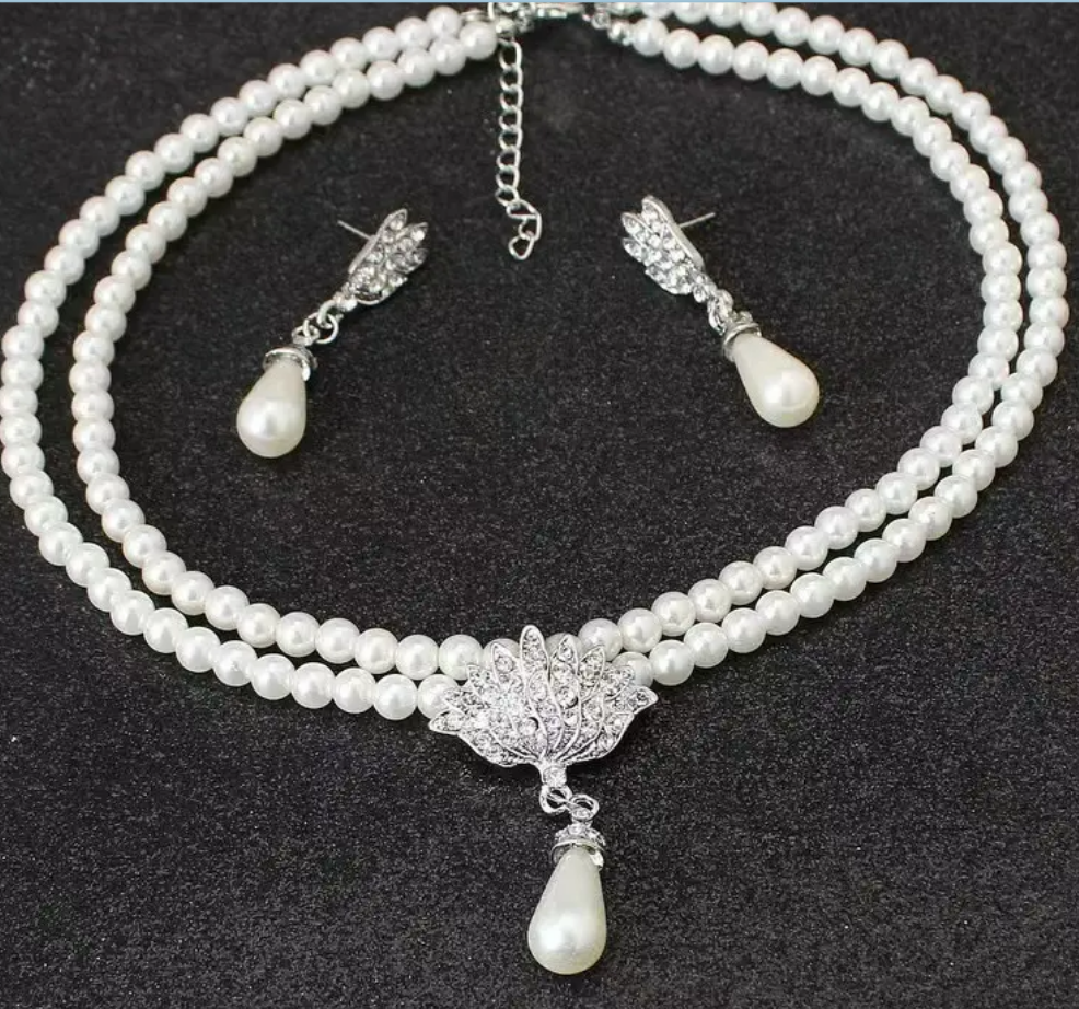 Imitation Pearl Gold Plated Brass Necklace