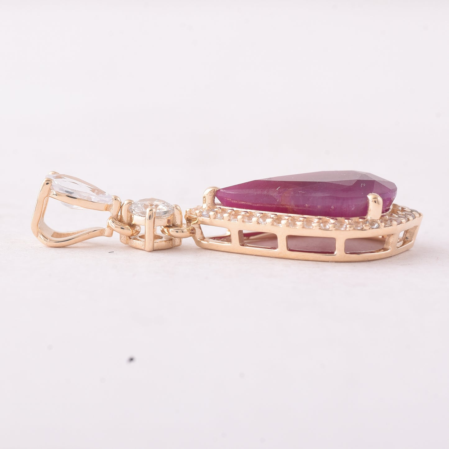 3.45 Ct Pear Ruby 9K Gold Pendant