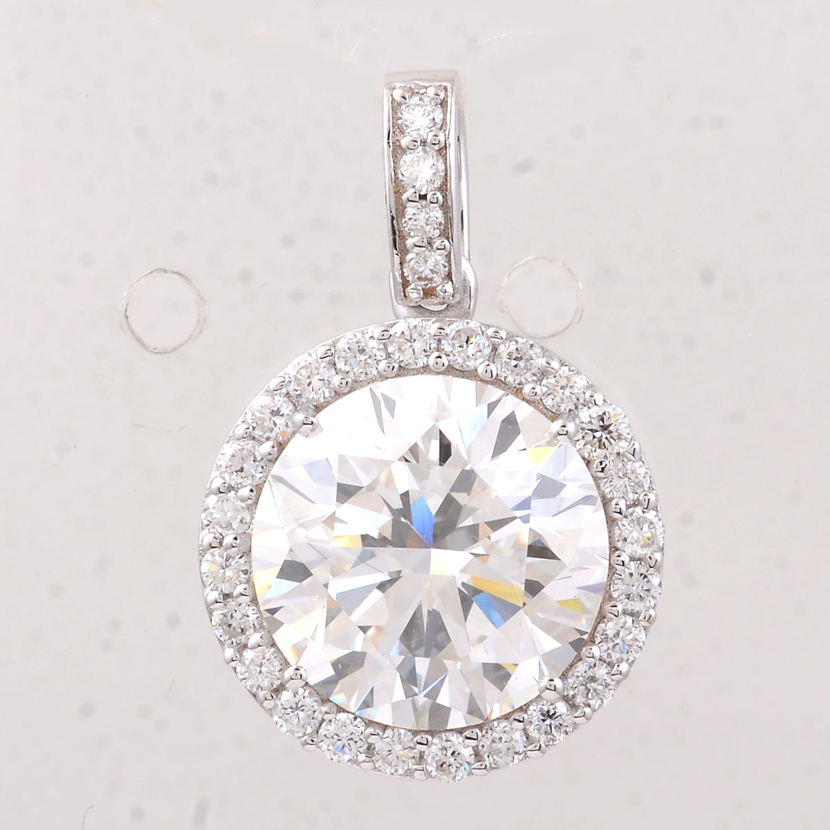 5.20 Carats Lab Grown Diamond 14K Gold Pendant