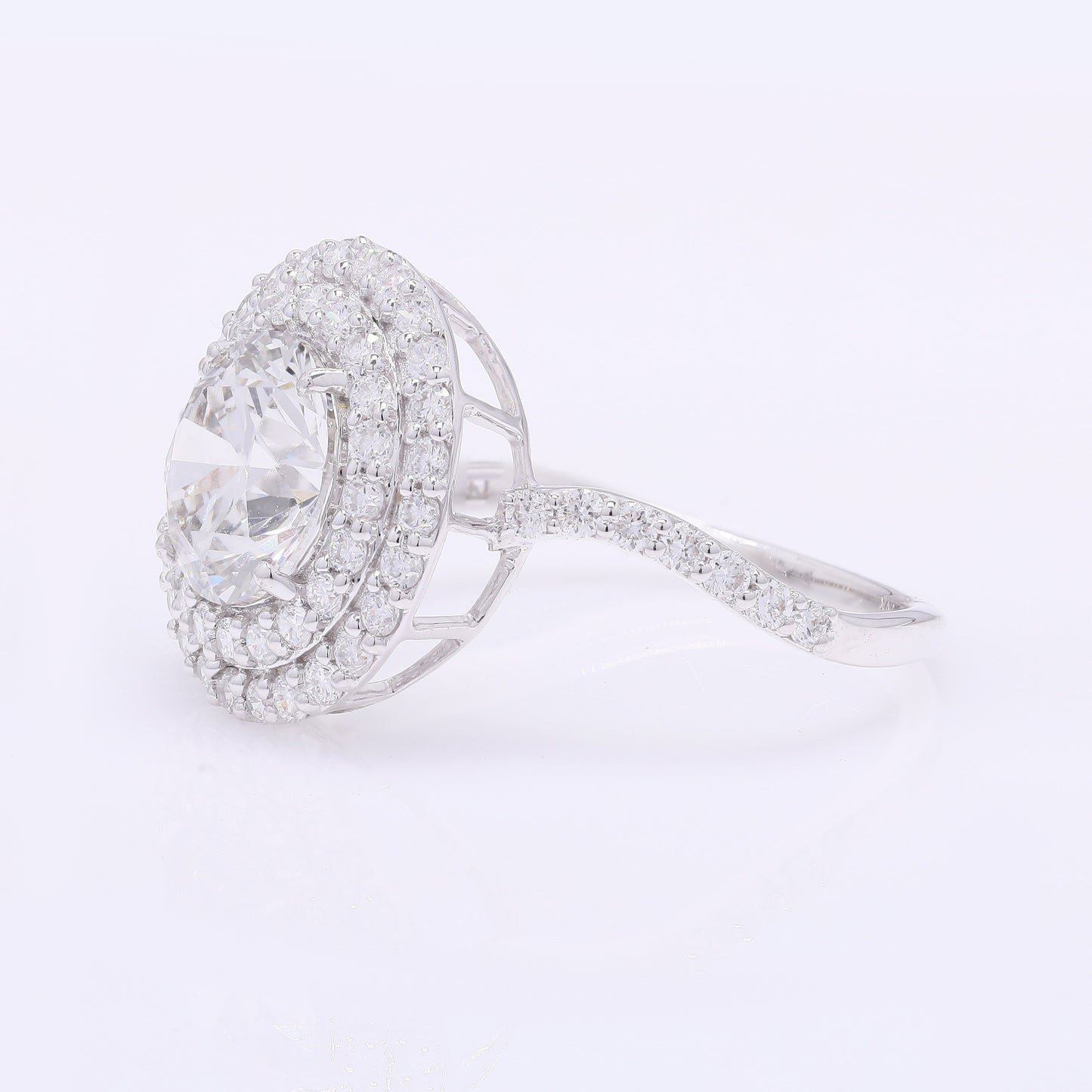2.79 Carats Lab Grown Diamond 14K Gold Ring