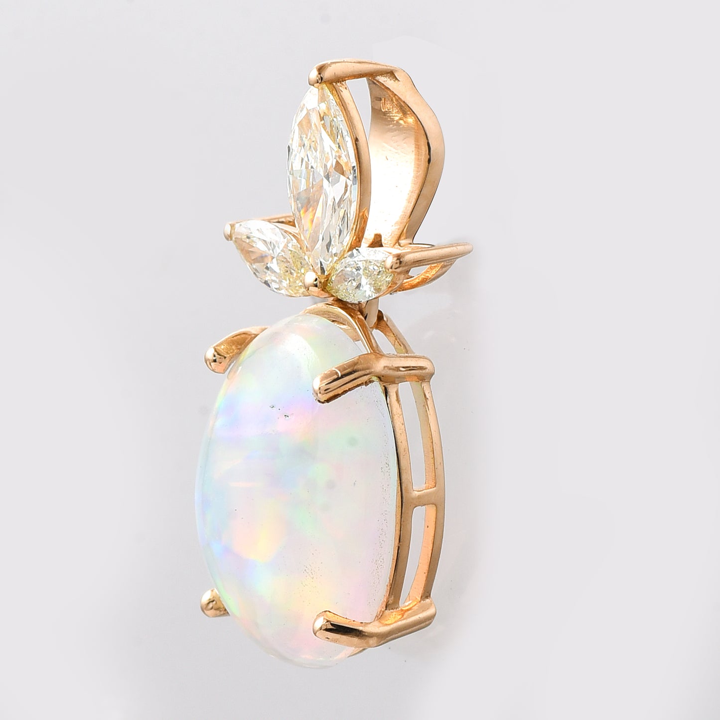 3.12 Ct Oval Cabochon Cut Natural Opal 14K Gold Pendant