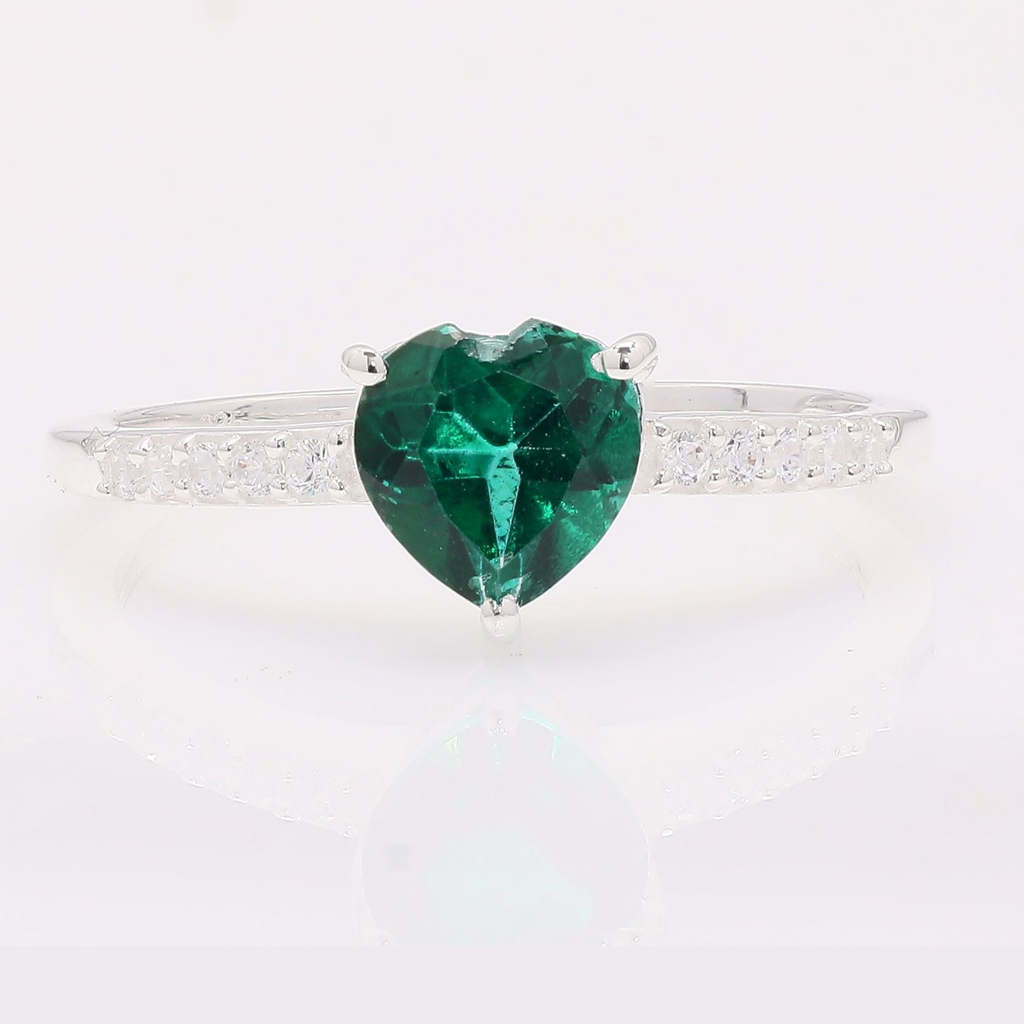 1.84 Ct Heart Green Topaz 925 Silver Ring
