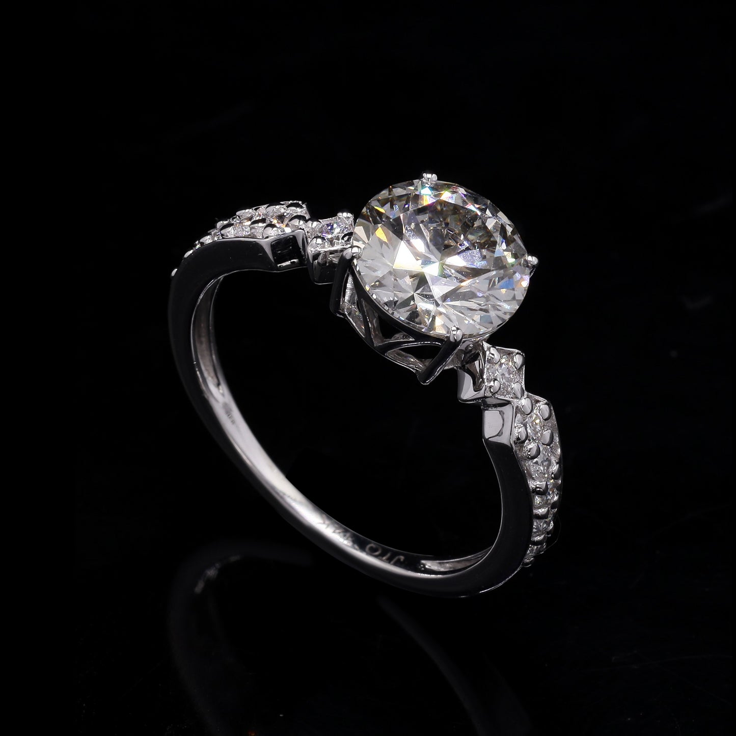 2.36 Carats Lab Grown Diamond 14K Gold Ring