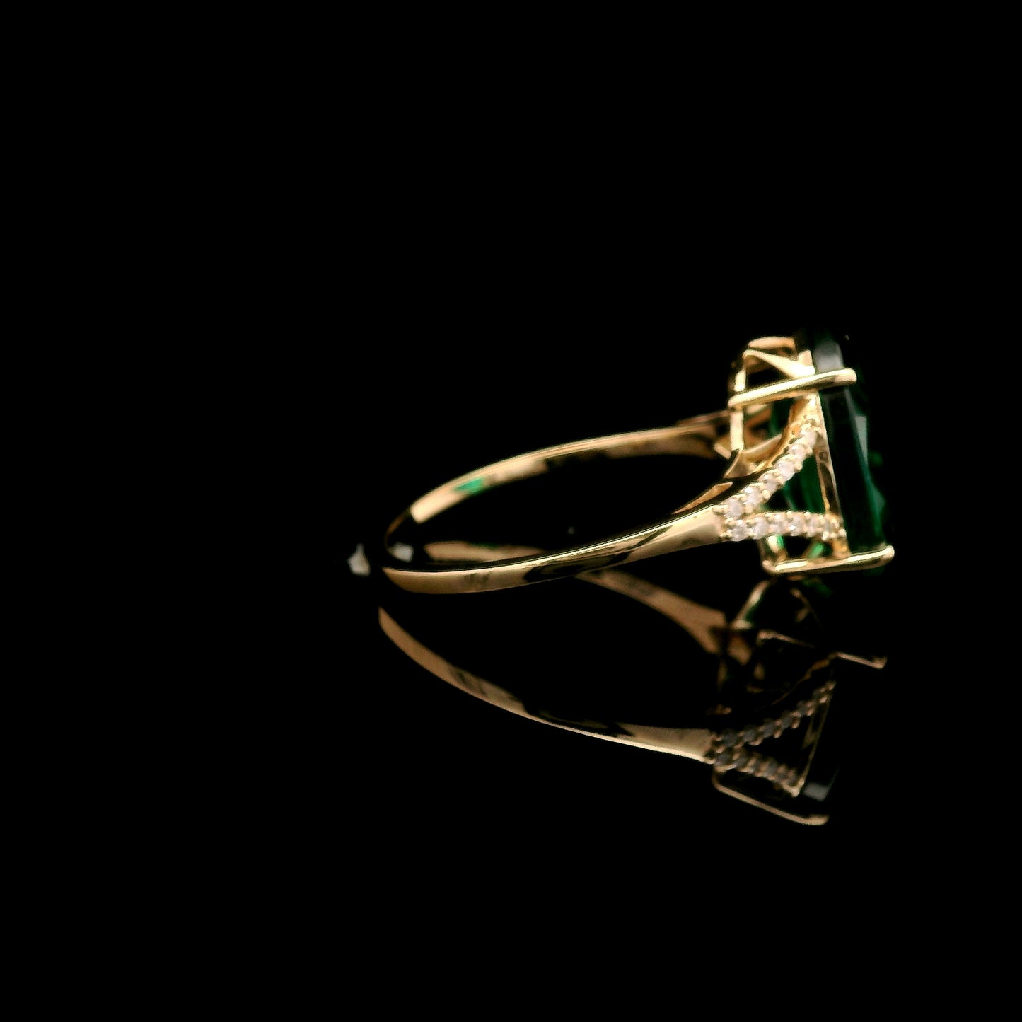 3.63 Ct Oval Mixed Cut Lab Grown Emerald 14K Gold Ring