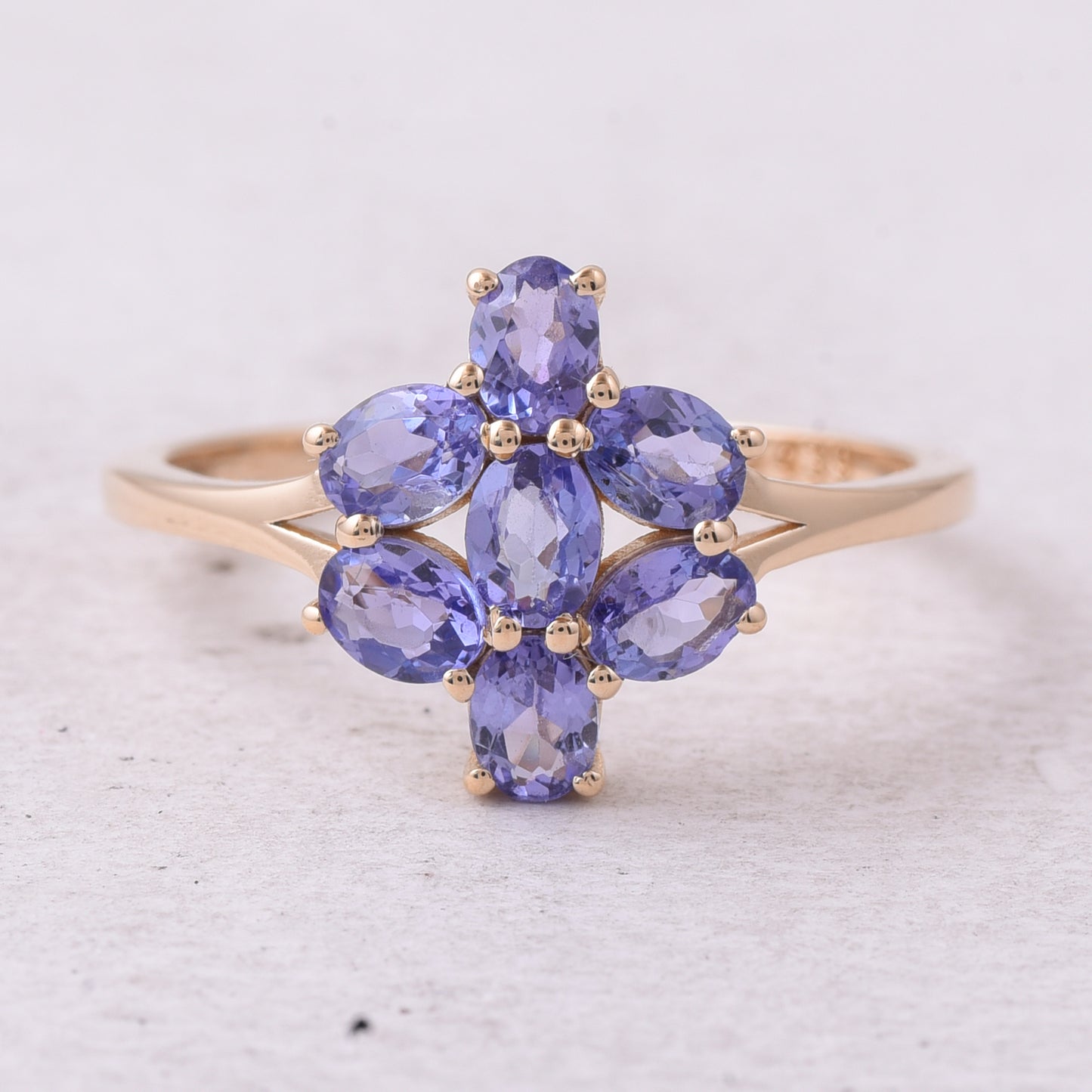 1.22 Ct Oval Mixed Cut Natural Tanzanite 14K Gold Ring
