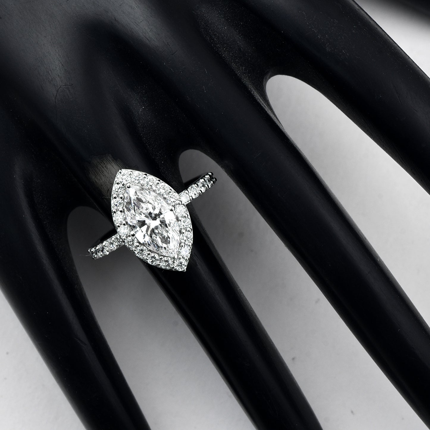2.14 Carats Lab Grown Diamond 950 Platinum Ring
