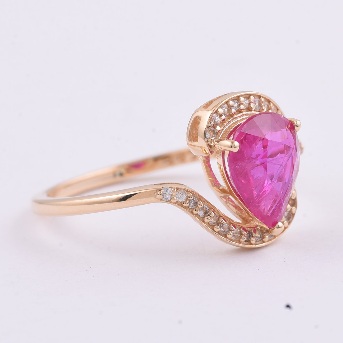 1.90 Ct Pear Natural Ruby 14K Gold Ring