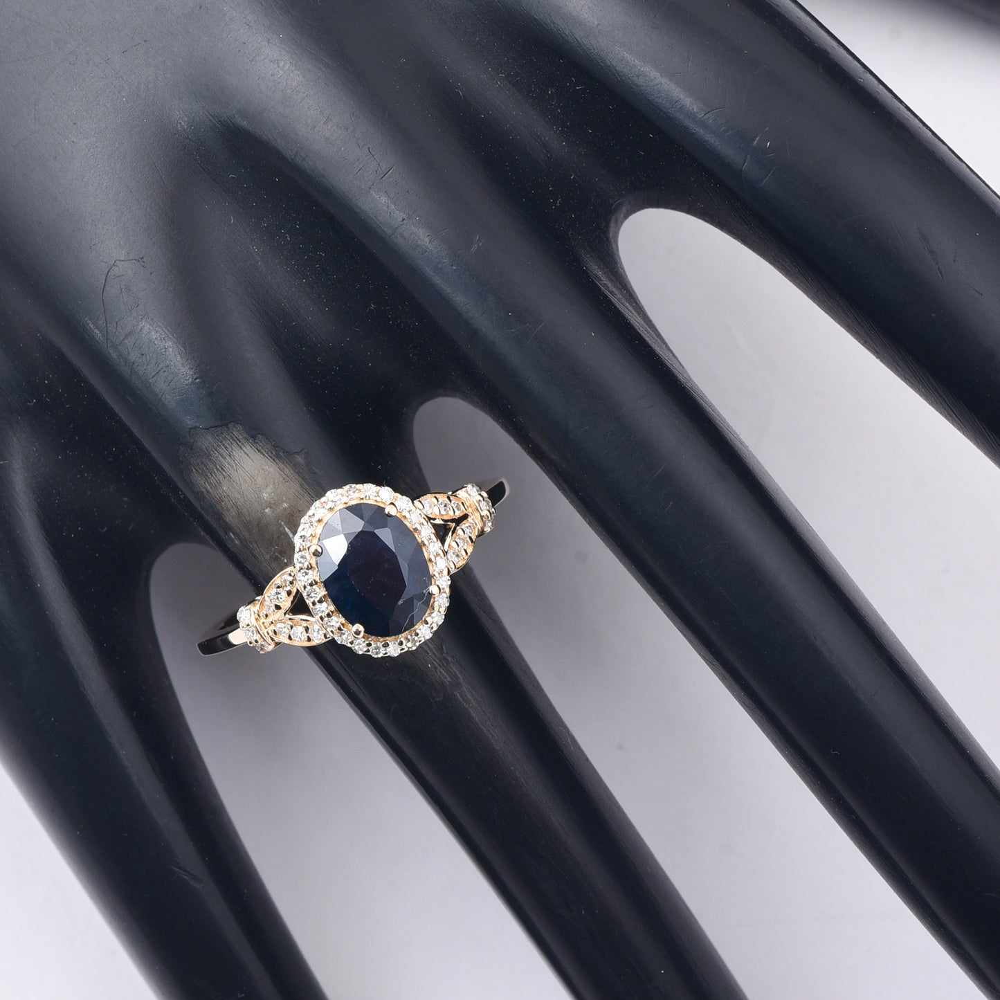 1.75 Ct Oval Mixed Cut Natural Sapphire 14K Gold Ring