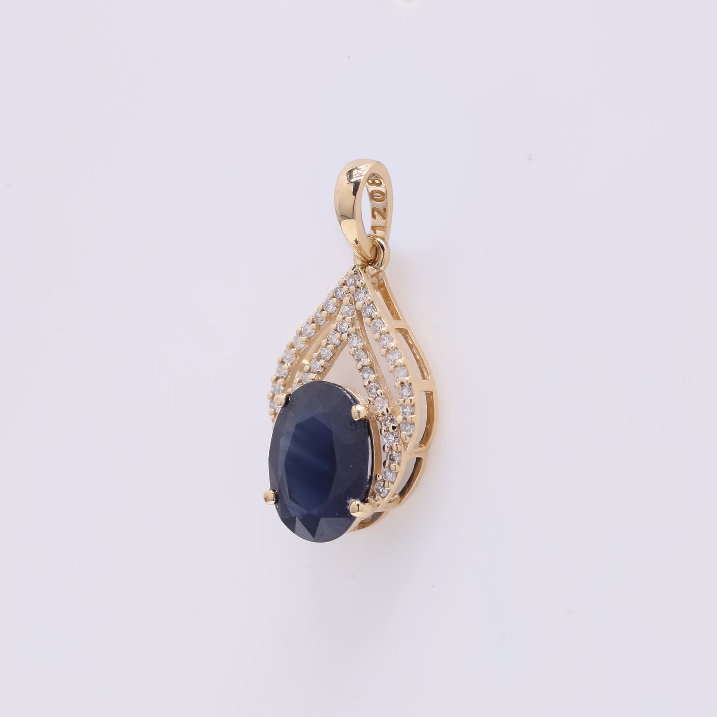 2.18 Ct Oval Mixed Cut Natural Sapphire 14K Gold Pendant