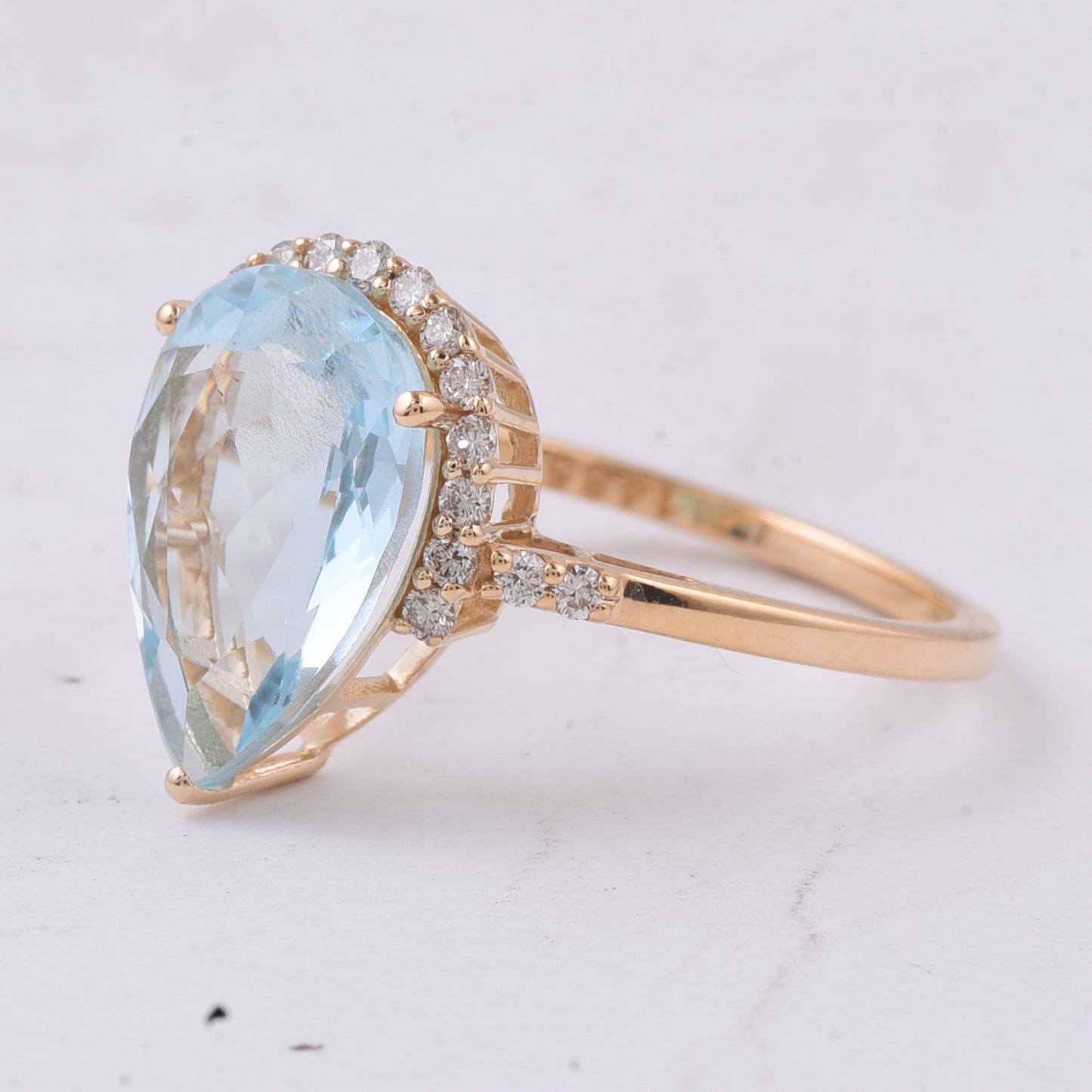 3.20 Ct Pear Natural Aquamarine 14K Gold Ring