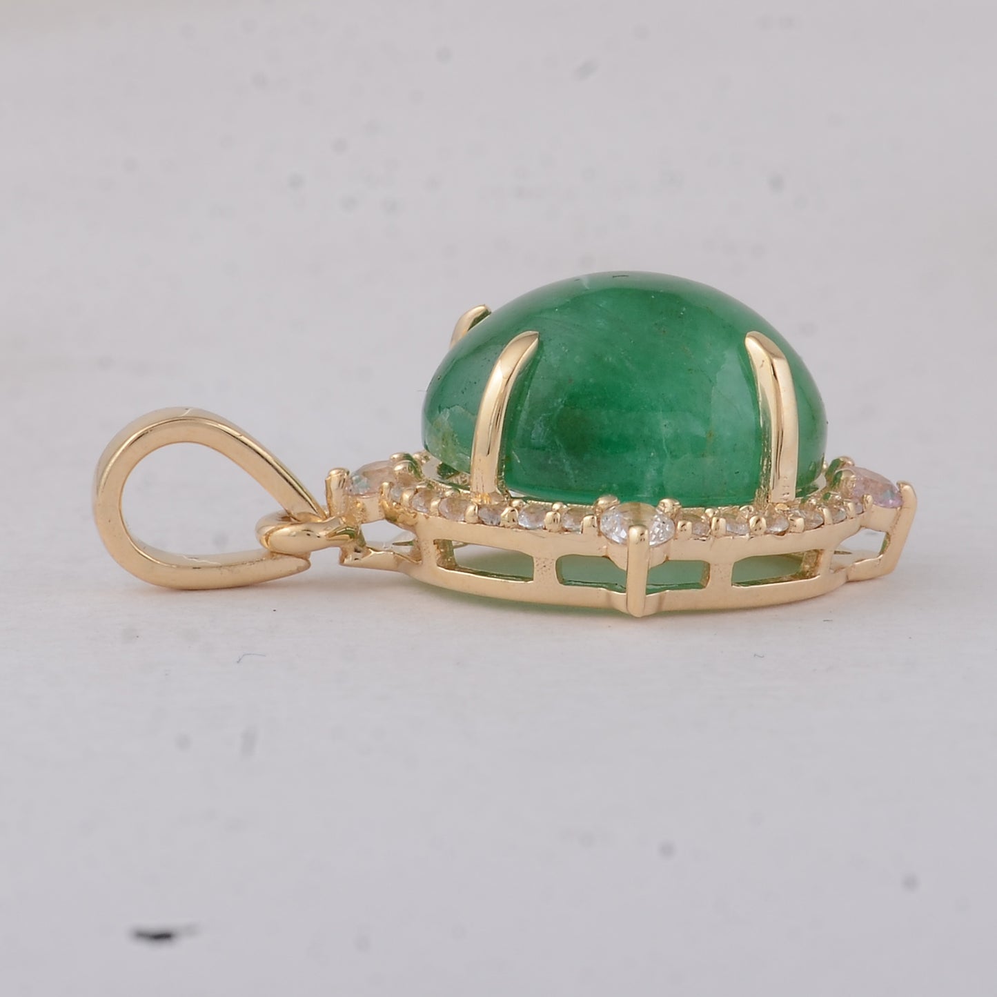 3.67 Ct Oval Emerald 9K Gold Pendant