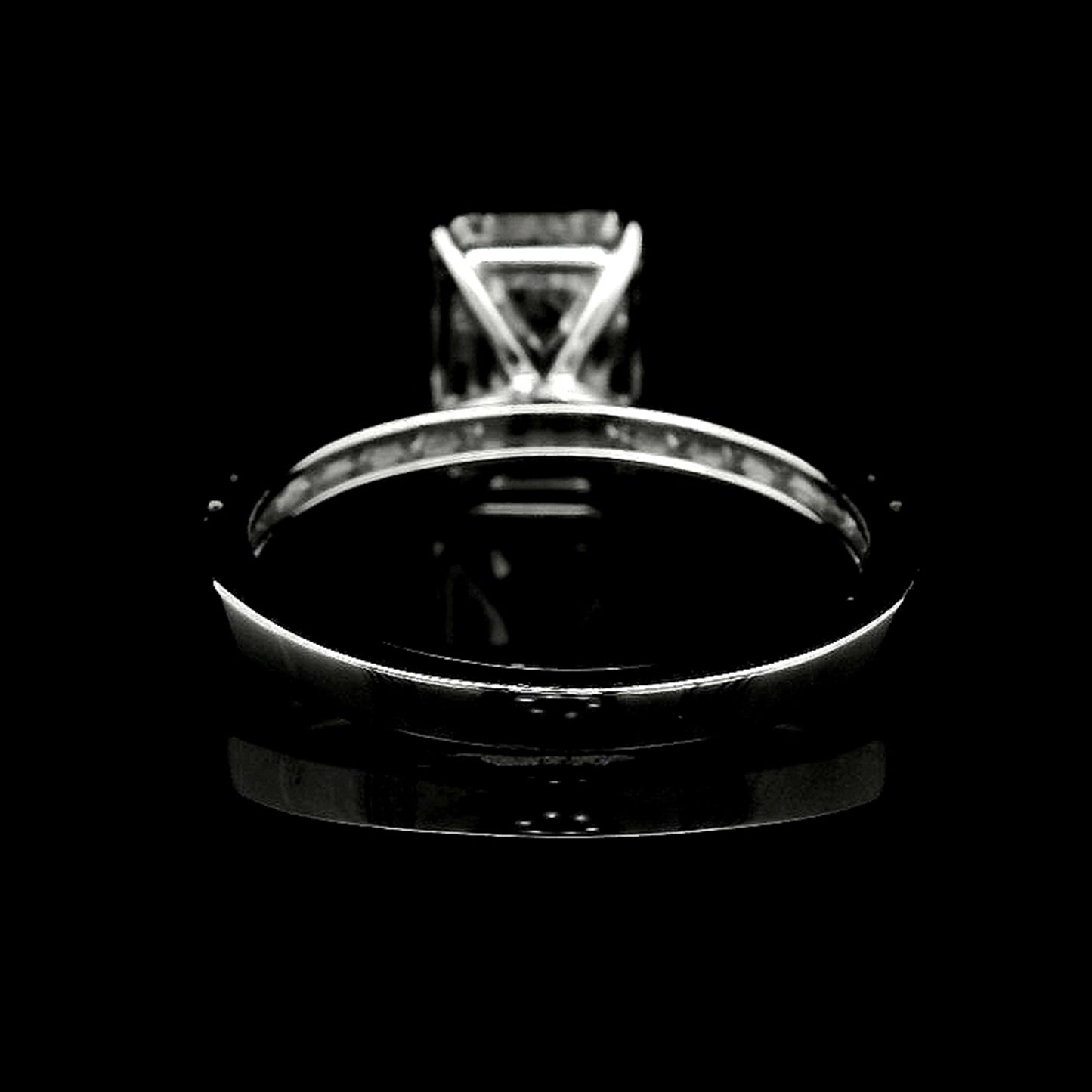 3.18 Carats Lab Grown Diamond 14K Gold Ring