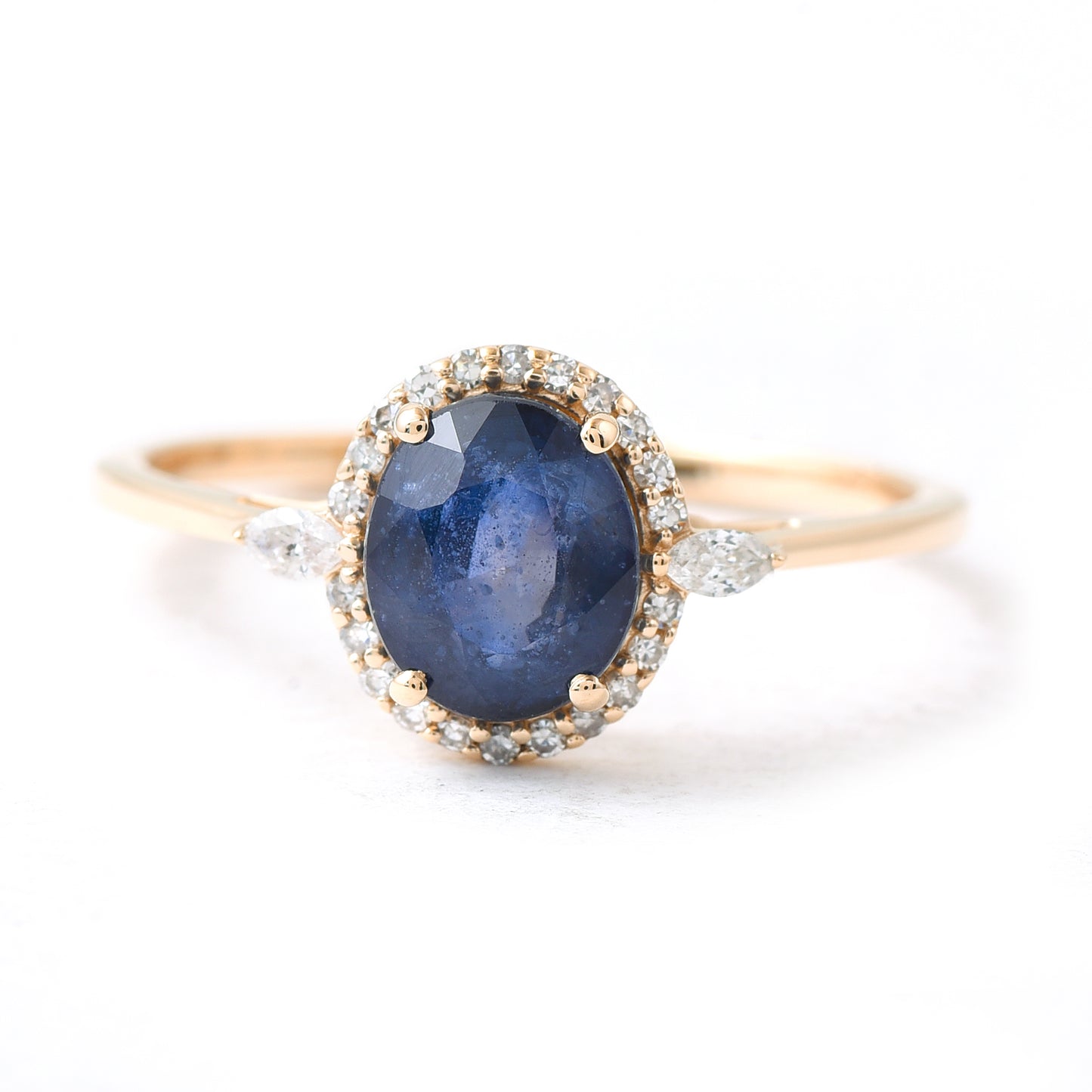 1.76 Ct Oval Sapphire 14K Gold Ring