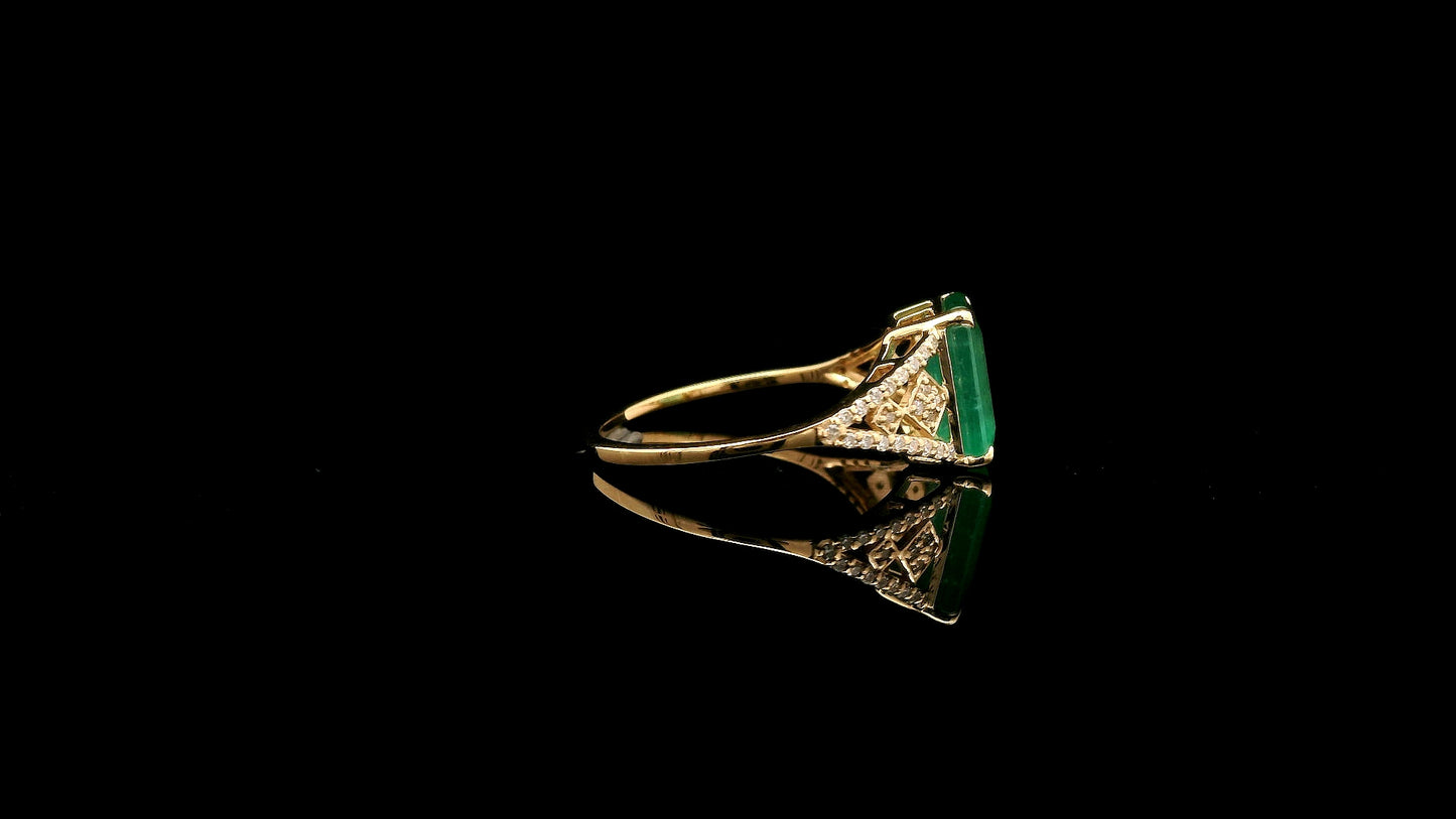 2.29 Ct Octagon Natural Emerald 14K Gold Ring