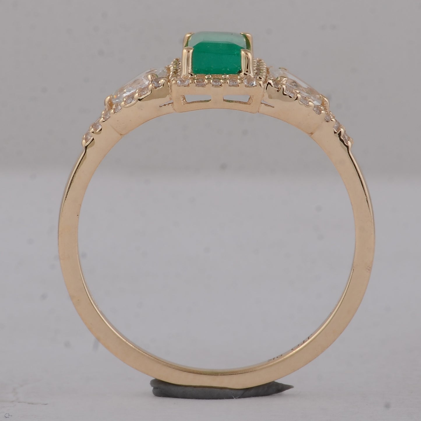 1.22 Ct Baguette Emerald 9K Gold Ring
