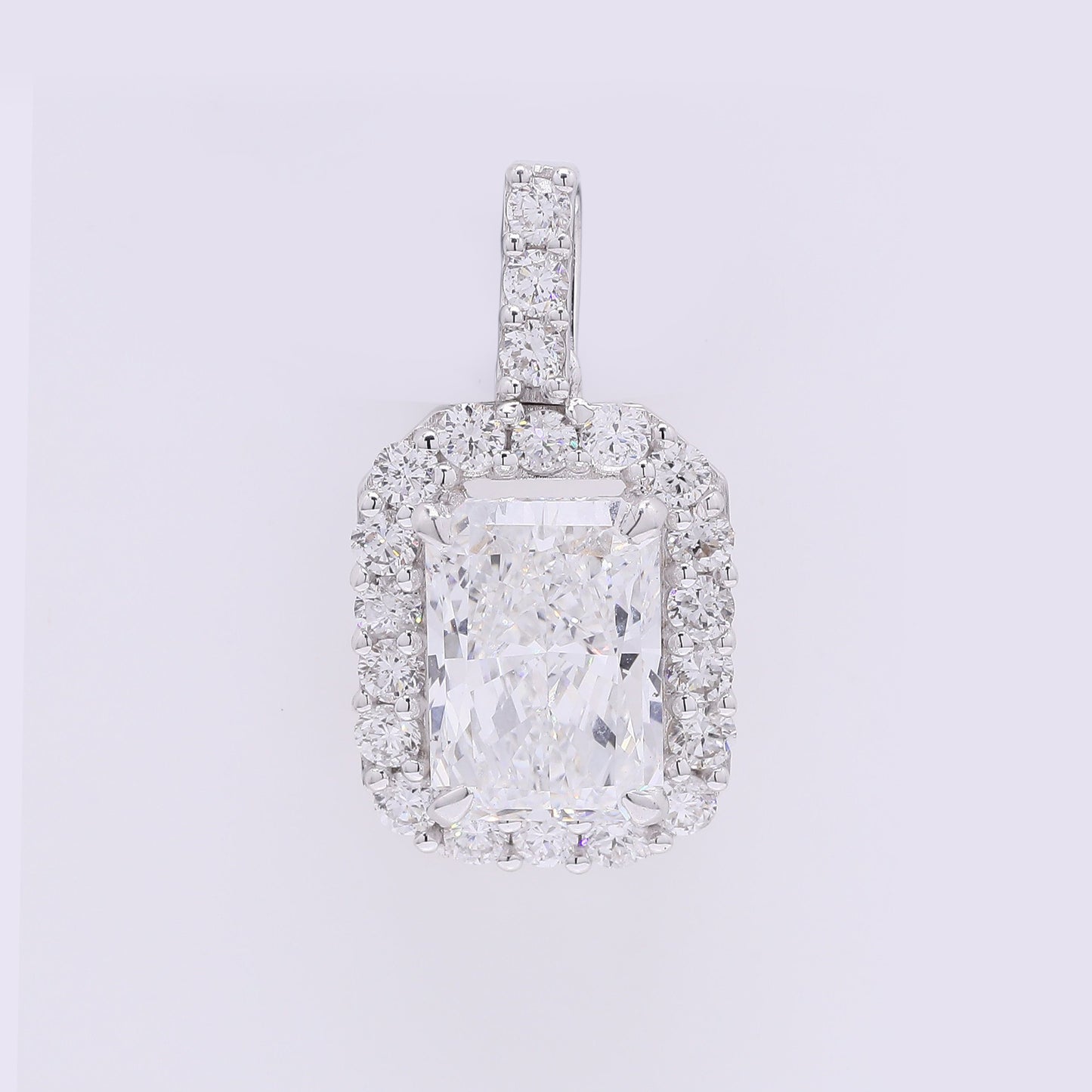 2.39 Carats Lab Grown Diamond 14K Gold Pendant
