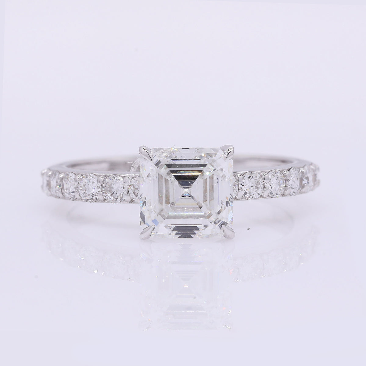2.34 Carats Lab Grown Diamond 14K Gold Ring