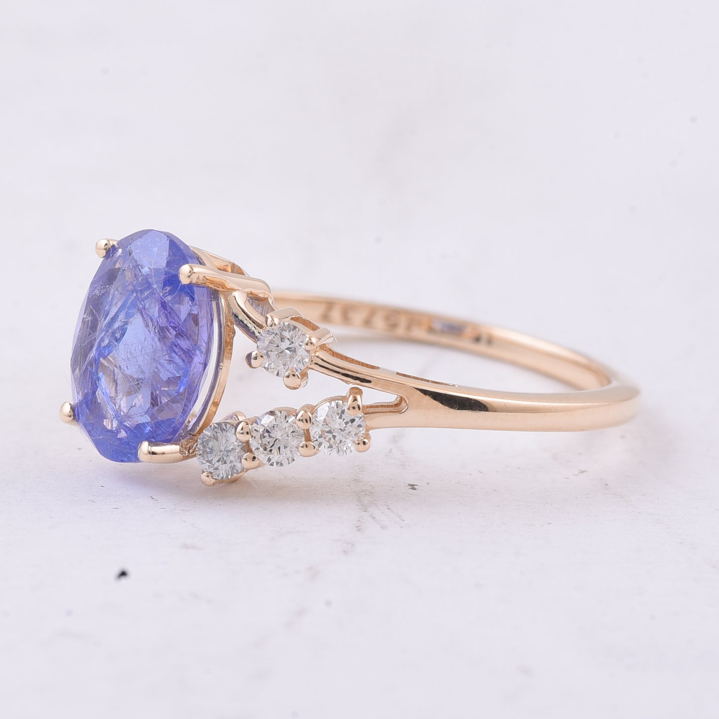 2.48 Ct Oval Natural Tanzanite 14K Gold Ring