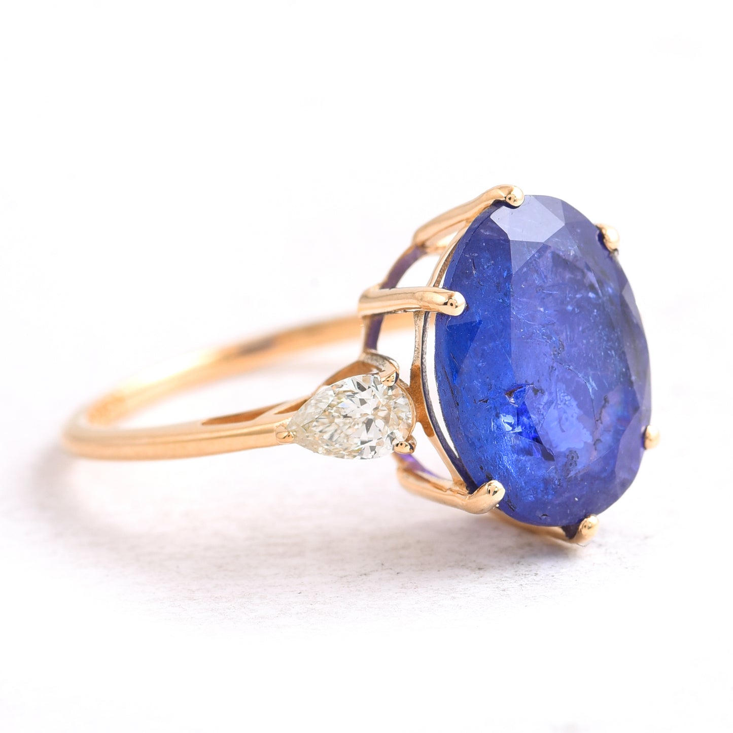 5.53 Ct Oval Mixed Cut Natural Tanzanite 14K Gold Ring