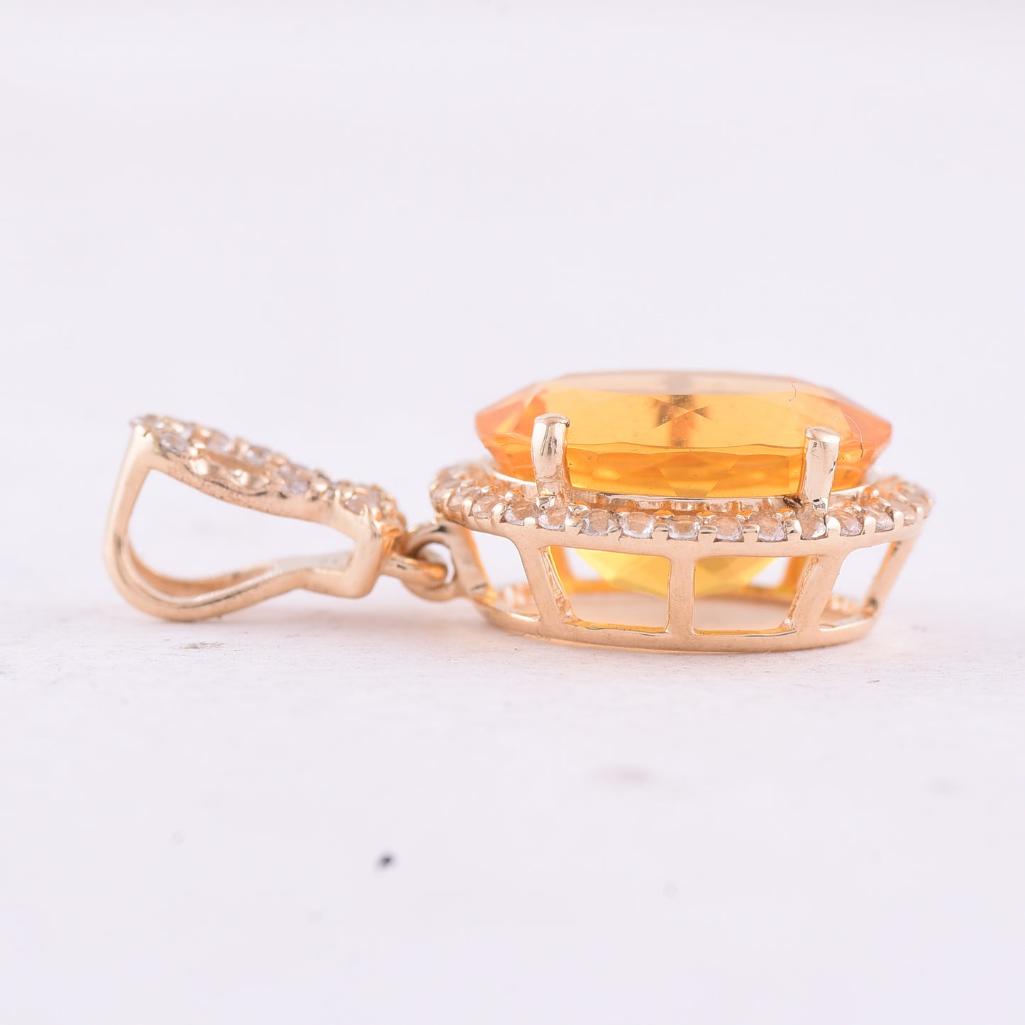 2.03 Ct Oval Br.Fire Opal 9K Gold Pendant