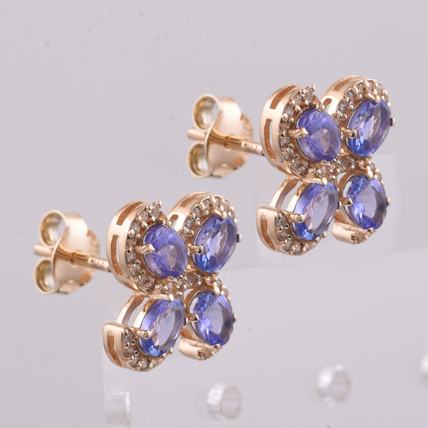 1.79 Ct Oval Natural Tanzanite 14K Gold Earrings