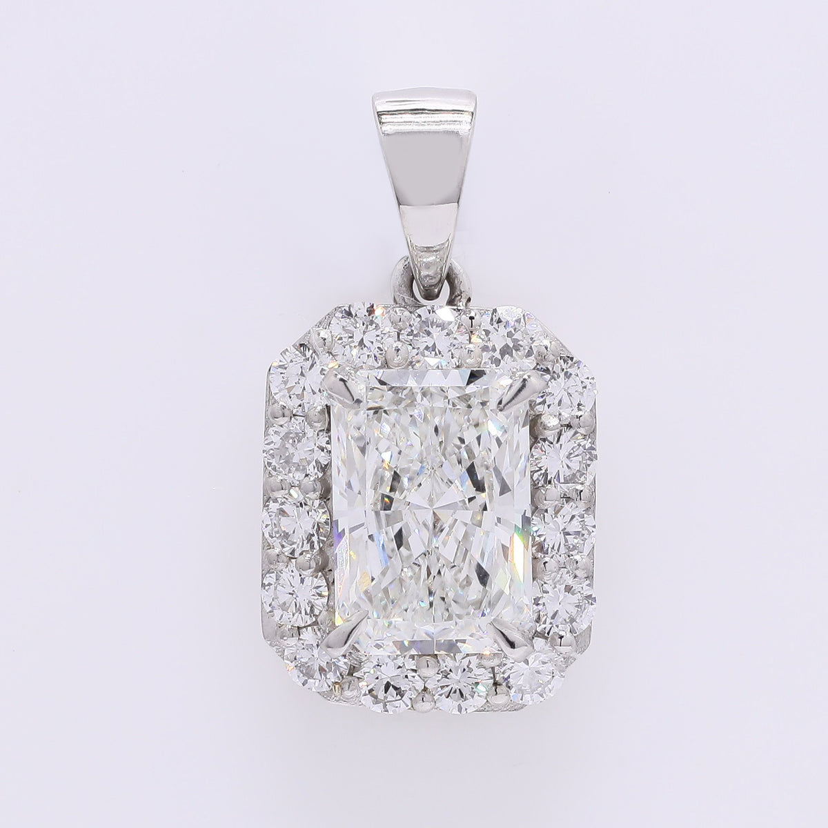 2.56 Carats Lab Grown Diamond 950 Platinum Pendant