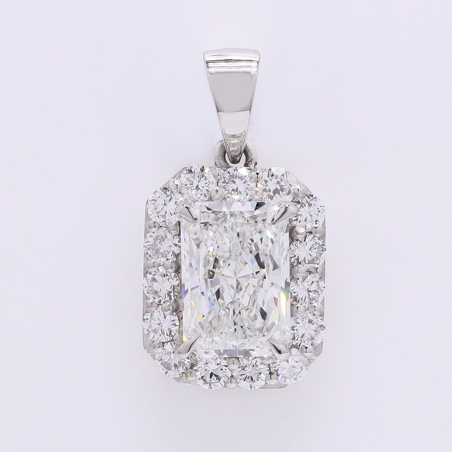 2.56 Carats Lab Grown Diamond 950 Platinum Pendant