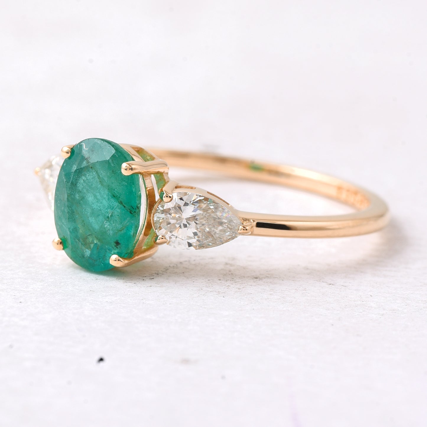 1.51 Ct Oval Mixed Cut Natural Emerald 14K Gold Ring
