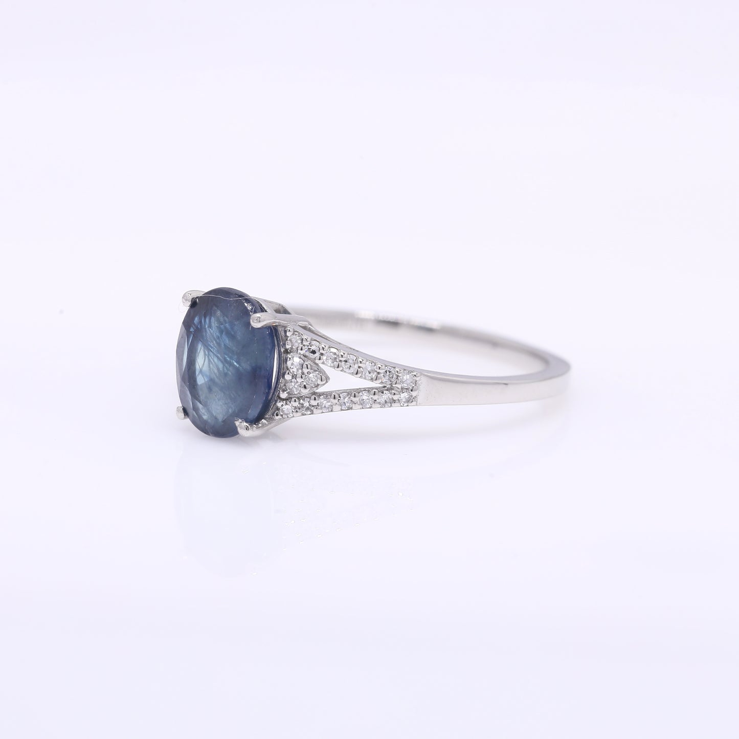 1.94 Ct Oval Mixed Cut Natural Sapphire 950 Platinum Ring