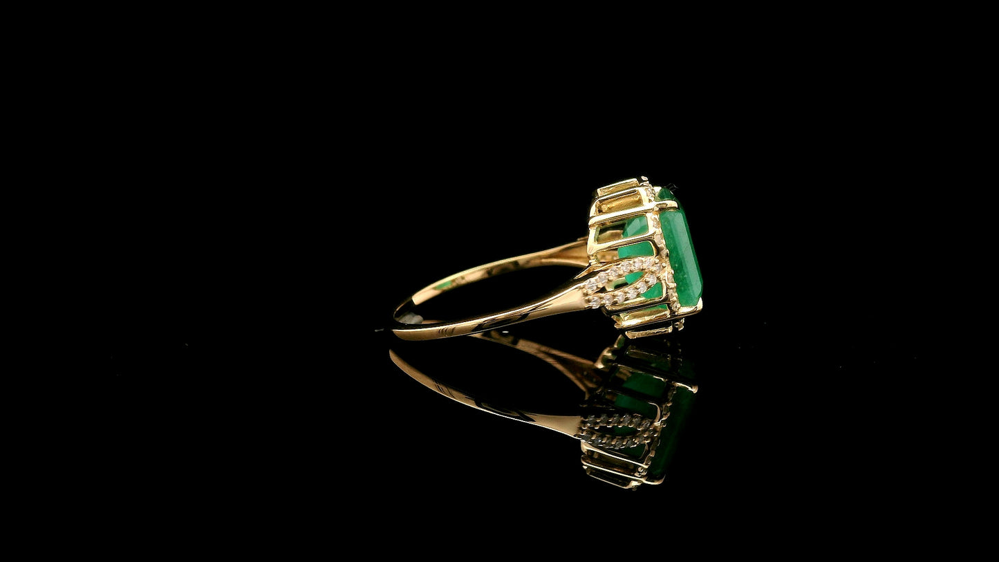 3.08 Ct Octagon Natural Emerald 14K Gold Ring