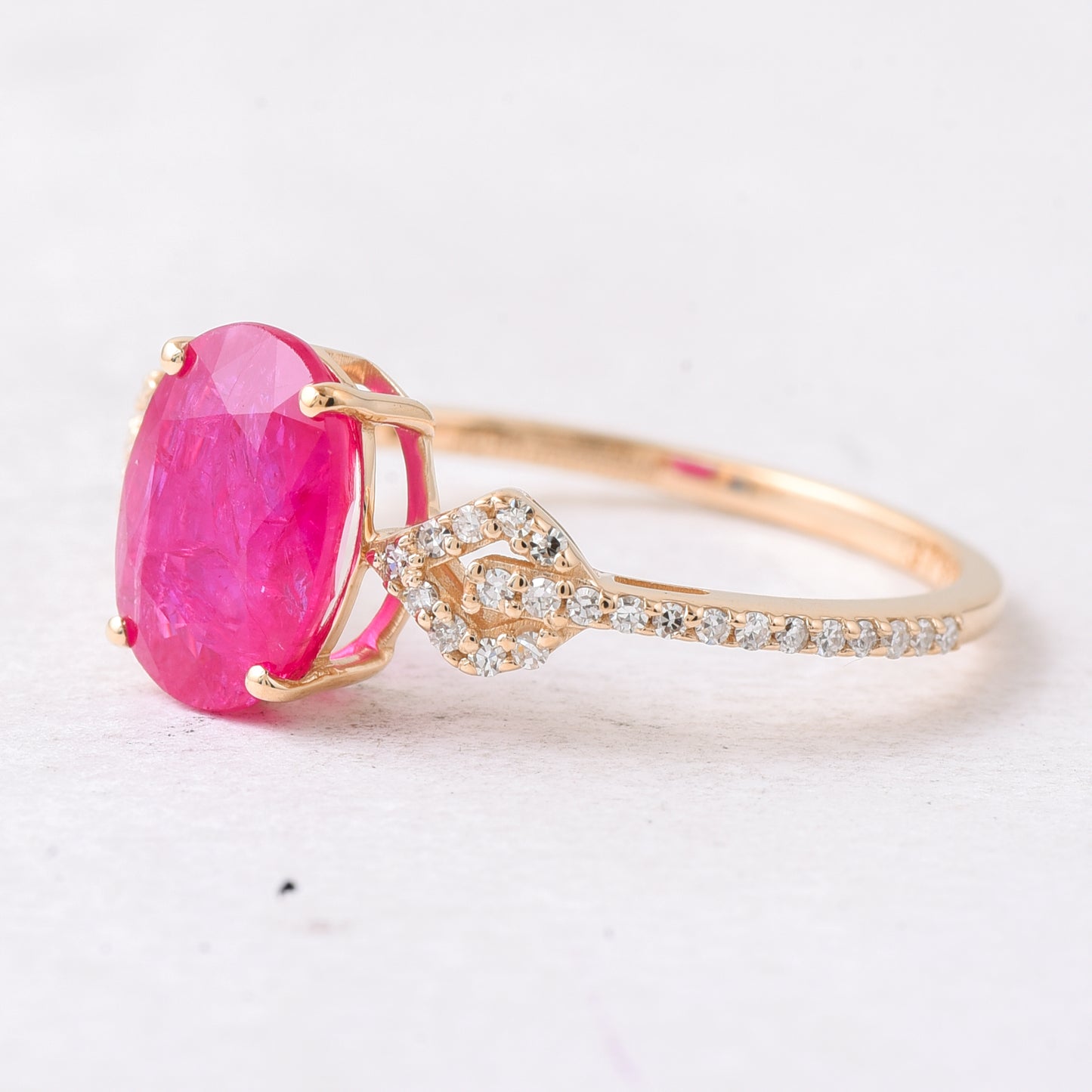 2.47 Ct Oval Mixed Cut Natural Ruby 14K Gold Ring