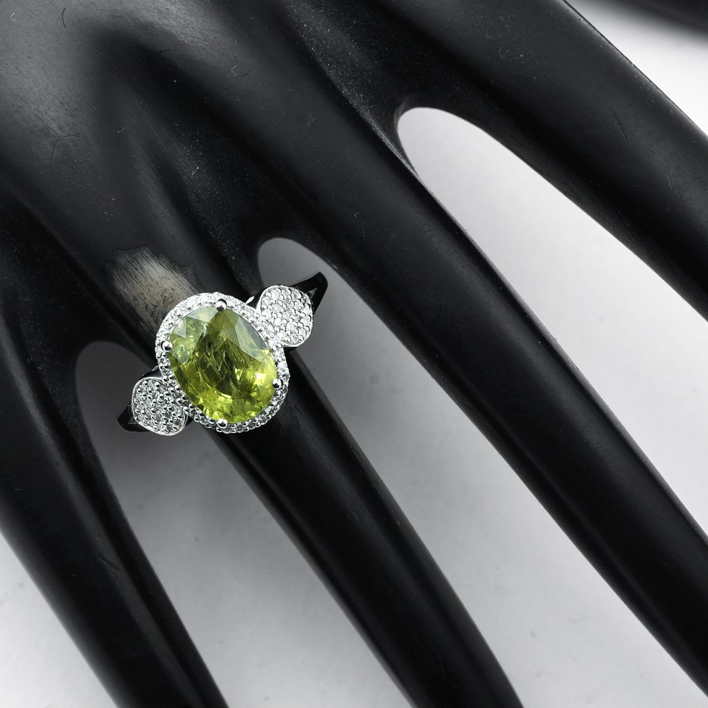 3.20 Ct Oval Mixed Cut Natural Green Sapphire 950 Platinum Ring