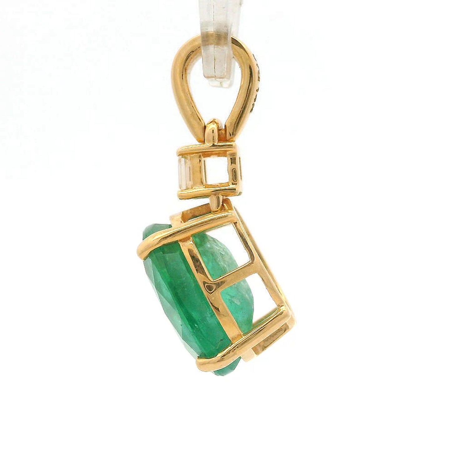 2.67 Ct Oval Emerald 14K Gold Pendant