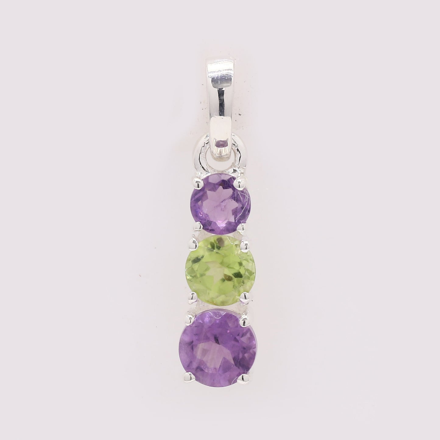 0.83 Ct Round Amethyst 925 Silver Pendant